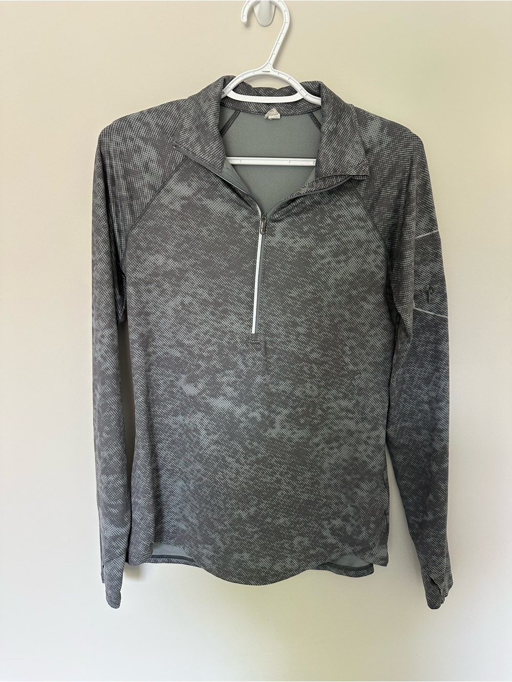 Under Armour Gray Heather Quarter-Zip Athletic Pullover
